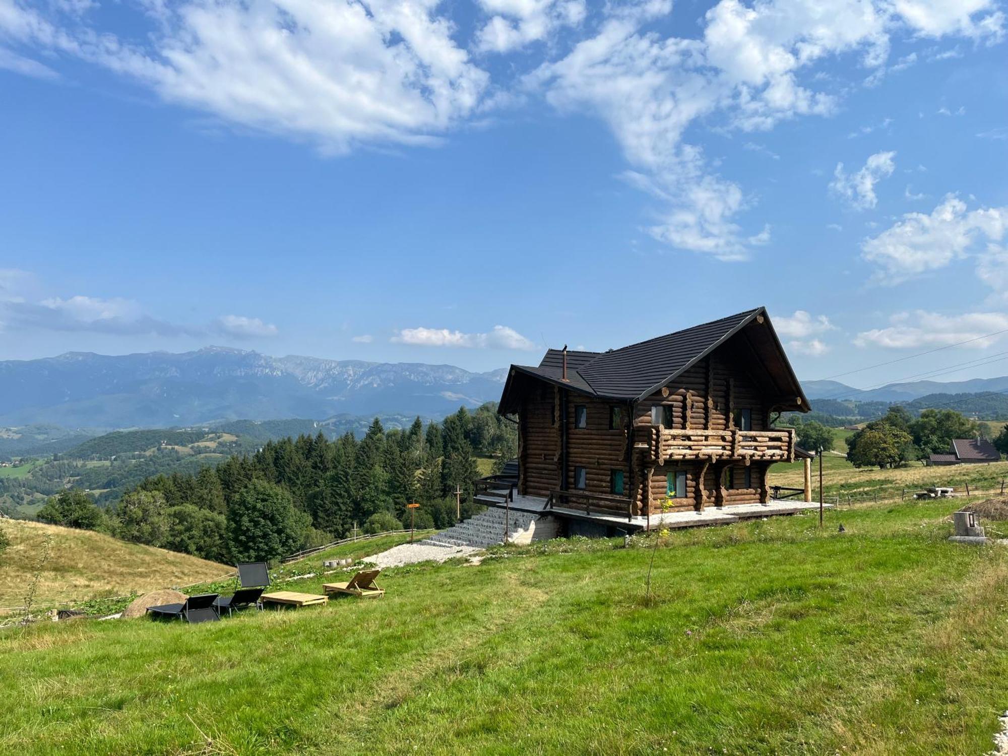 The Barn Villa Şirnea Eksteriør billede