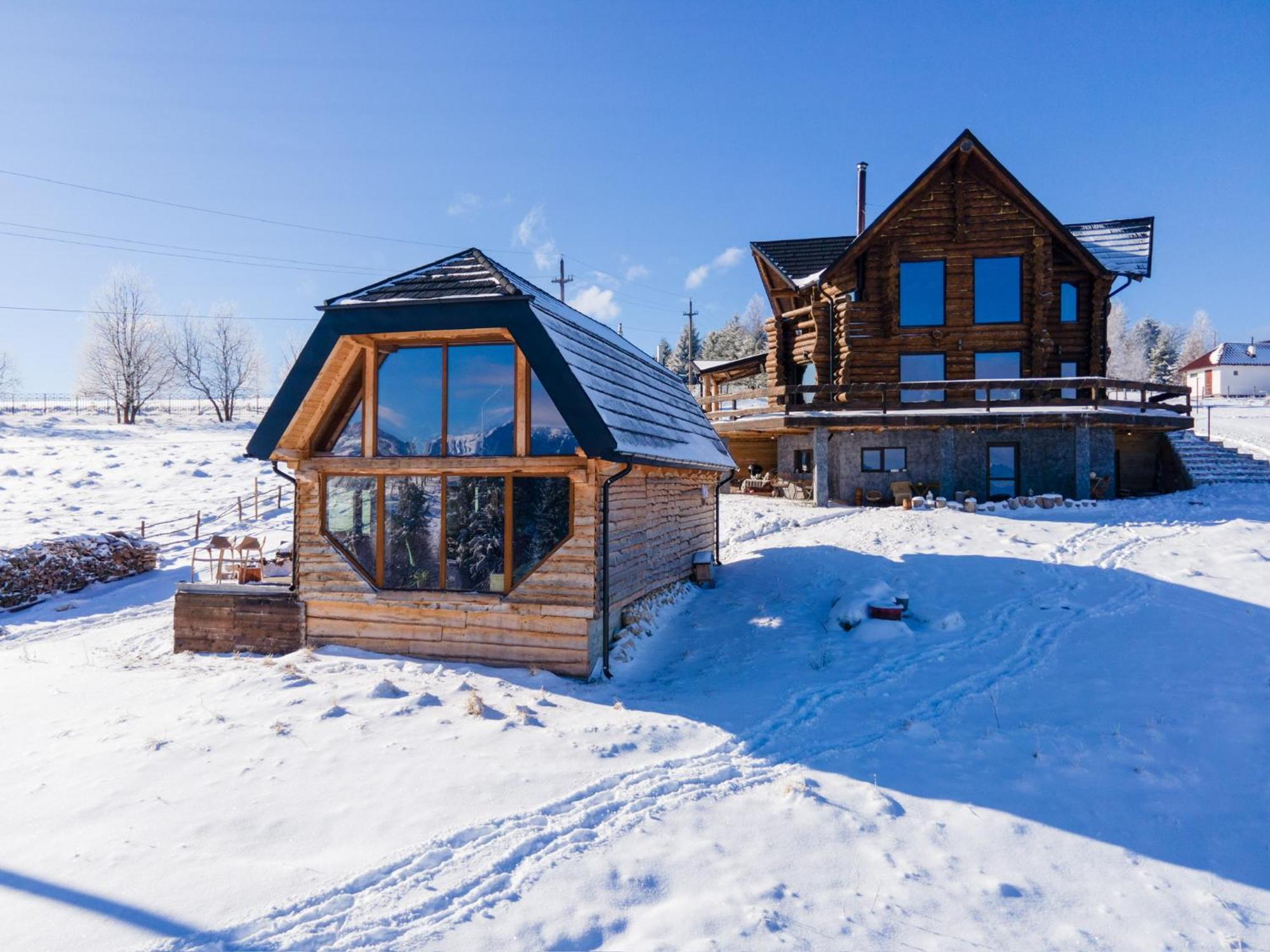 The Barn Villa Şirnea Eksteriør billede