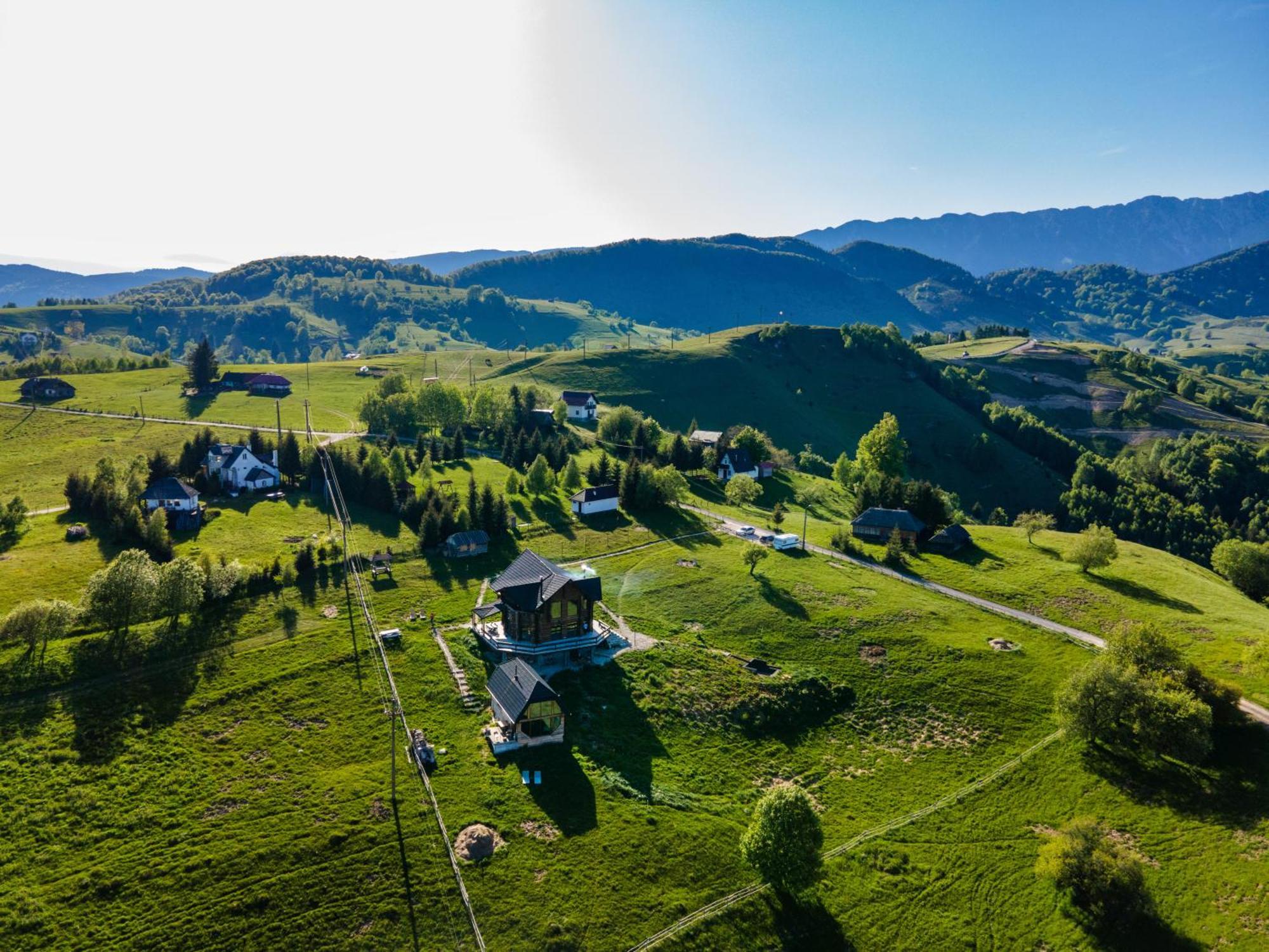 The Barn Villa Şirnea Eksteriør billede